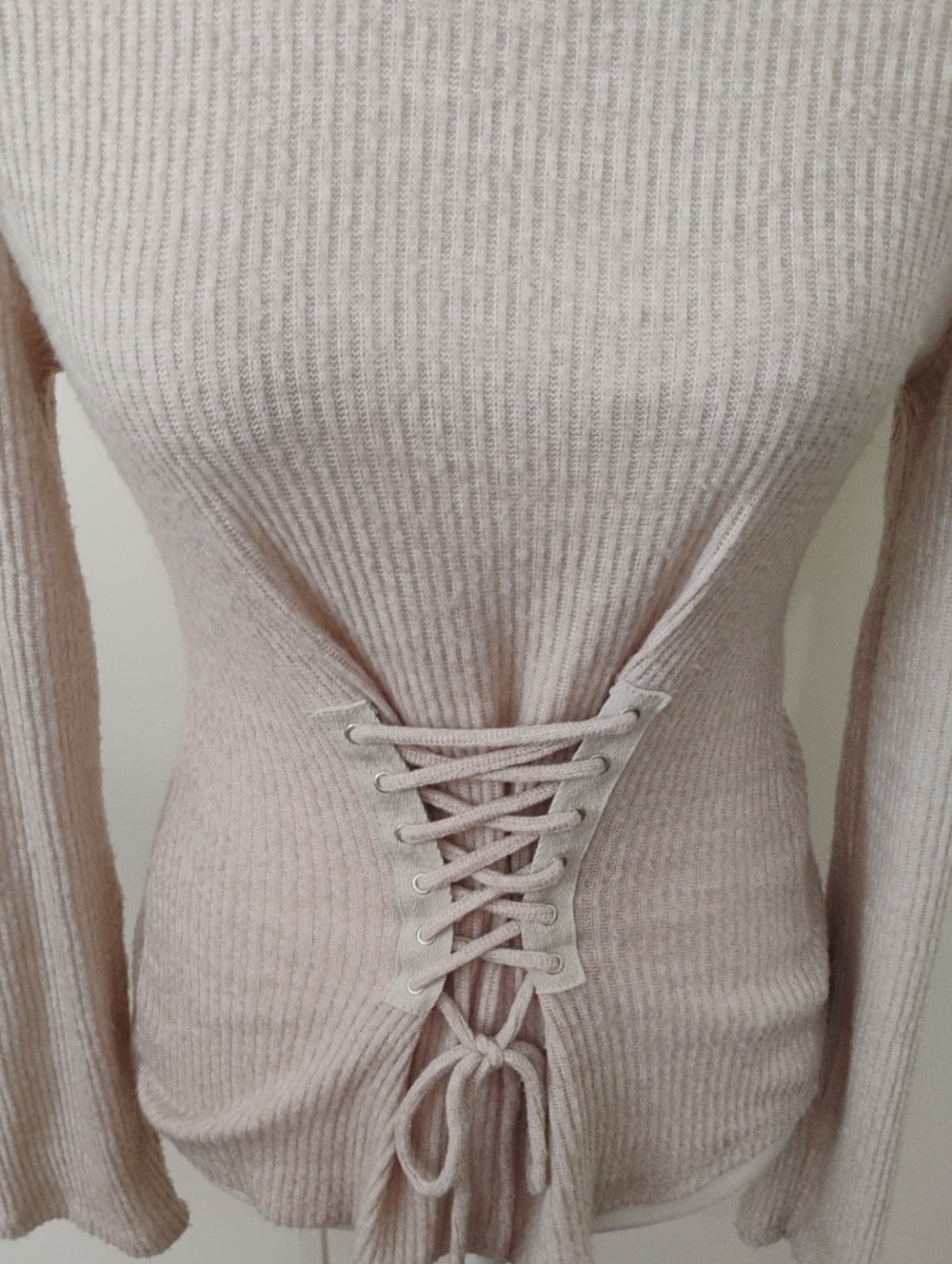 Gorgeous Sweater - Picture 2 of 6